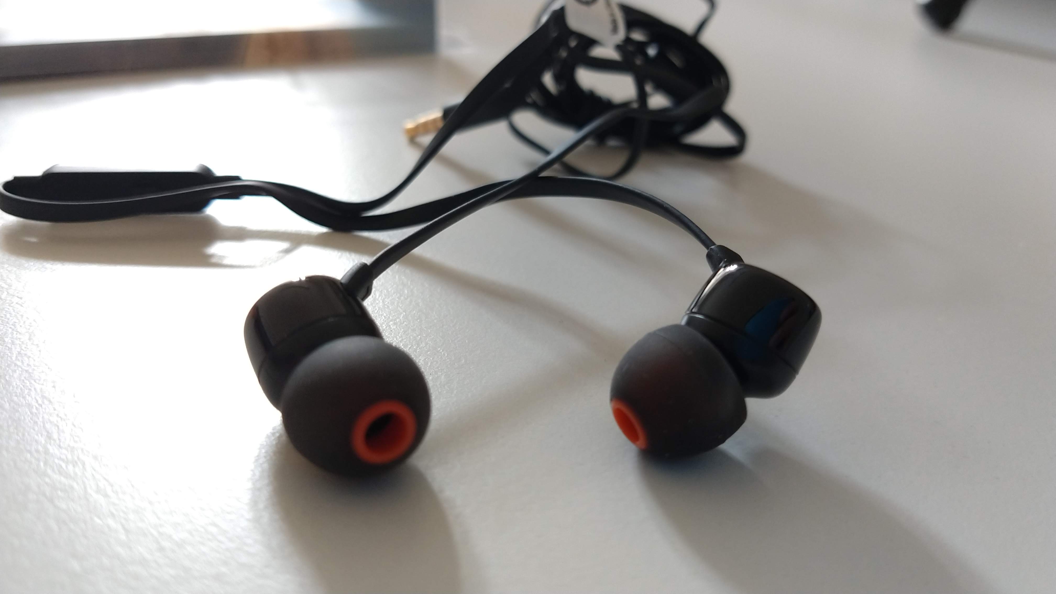 Im Test JBL T110 InEarKopfhörer Erfahrungsbericht