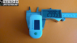 Test - Medisana PM 100 connect Pulsoximeter Messung der Breite - © www.lifetester.net