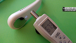 Im Test: tragbarer USB Nackenventilator in weiß mit 3 Leistungsstufen Lautstärke bei Stufe 3 - © www.lifetester.net