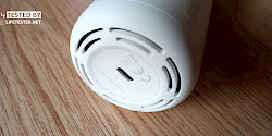 Im Test - Xiaomi Mi Vacuum Cleaner Mini kabelloser Handstaubsauger - Erfahrungen Luftauslass und Ladebuchse - © www.lifetester.net