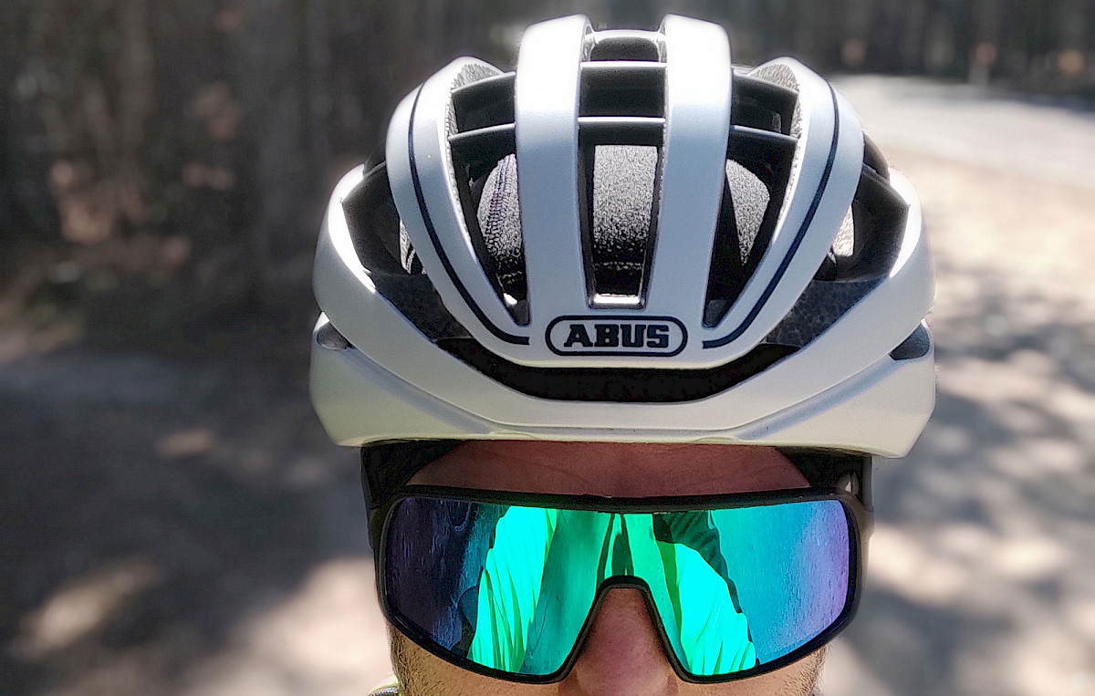 The ABUS Aventor road bike helmet in action