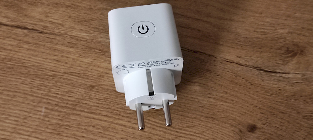 6. Platz - LEDVANCE SMART+ WLAN Steckdose - 4,6 Punkte die Steckdose von der Seite - © www.lifetester.net