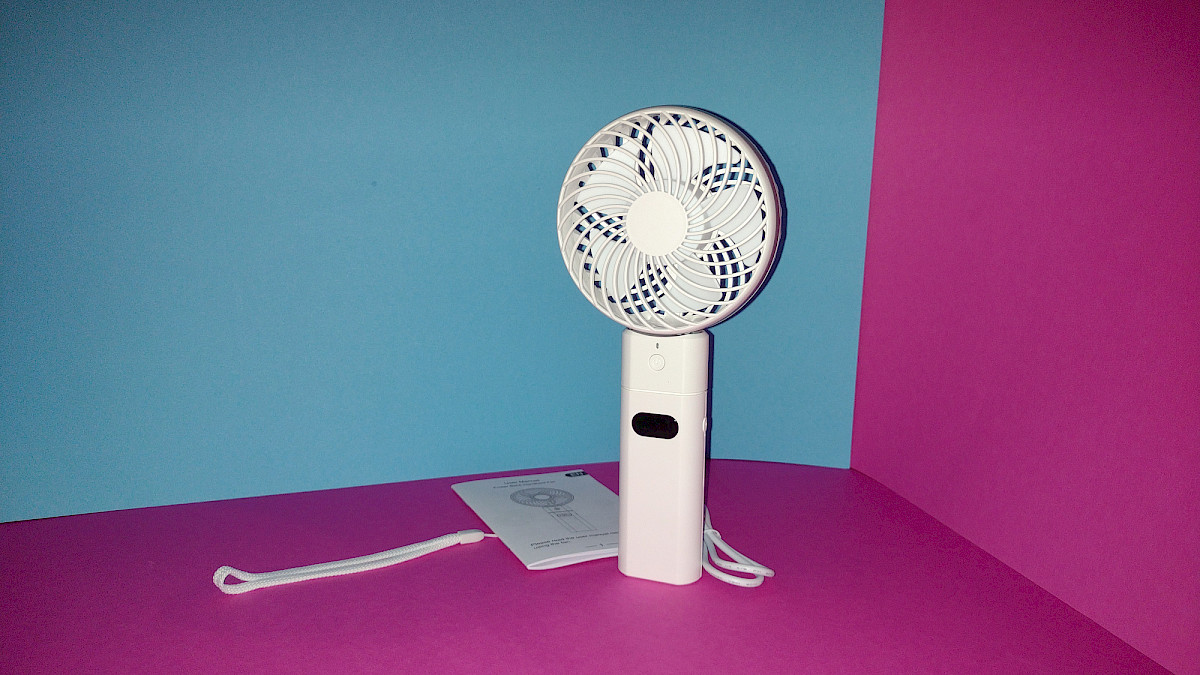 The gabless hand fan with power bank from our test report