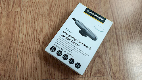 Die Dunlop Verpackung zeigt hochwertige Aufmachung mit allen wichtigen Produktinformationen auf der Vorderseite - wirkt seriös und professionell.