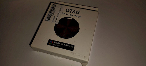 Produktverpackung Vorderseite – der CooAoo Android Smart Tag im 2er-Pack mit Hinweis auf die Google „Mein Gerät finden“-Kompatibilität.